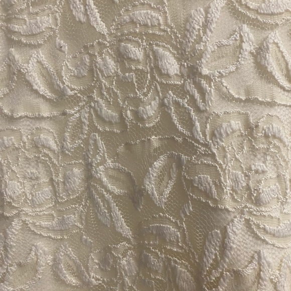 Dress - Picture 6 of 7